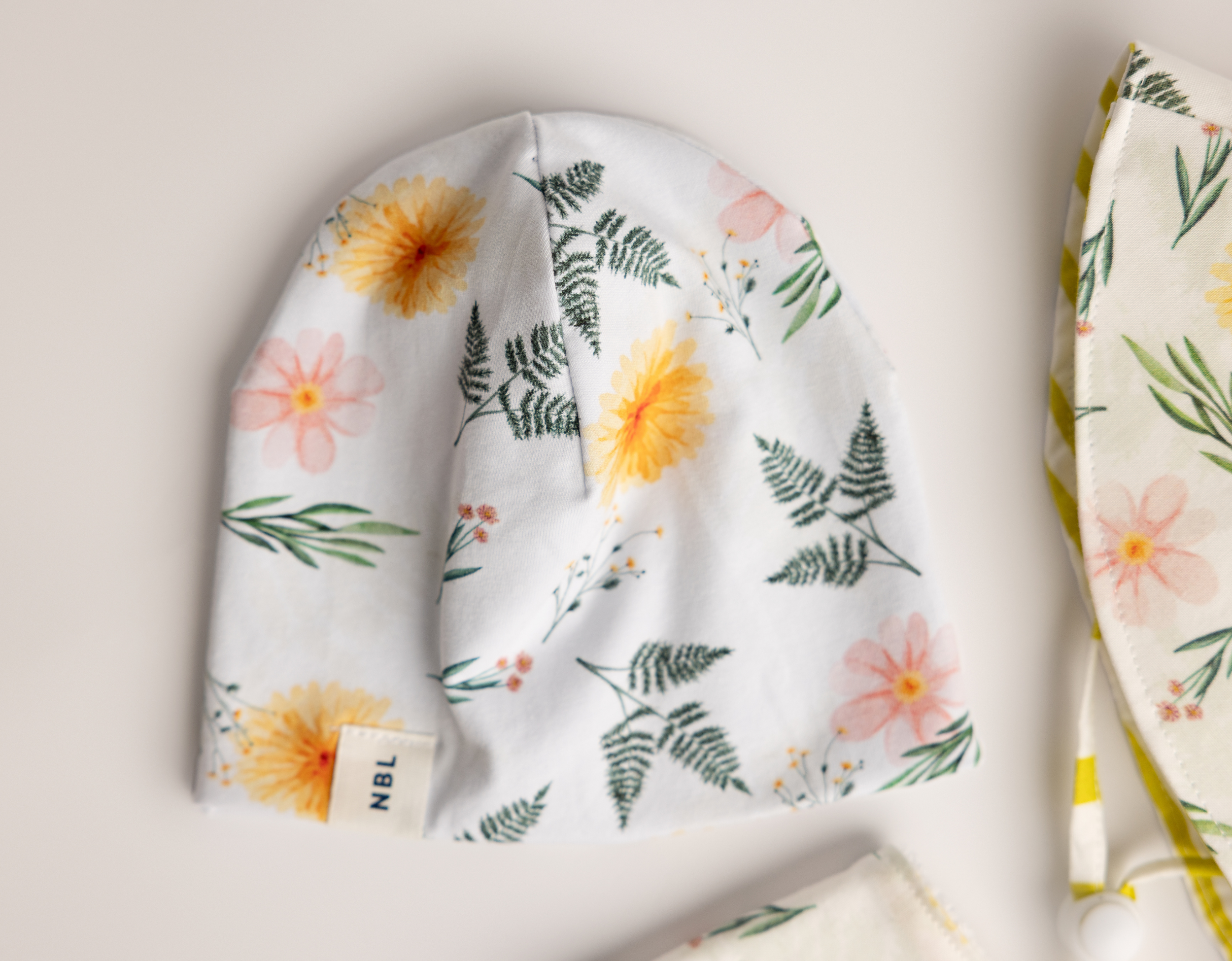Beanie Hat - Flowers and Ferns – Newbornlander