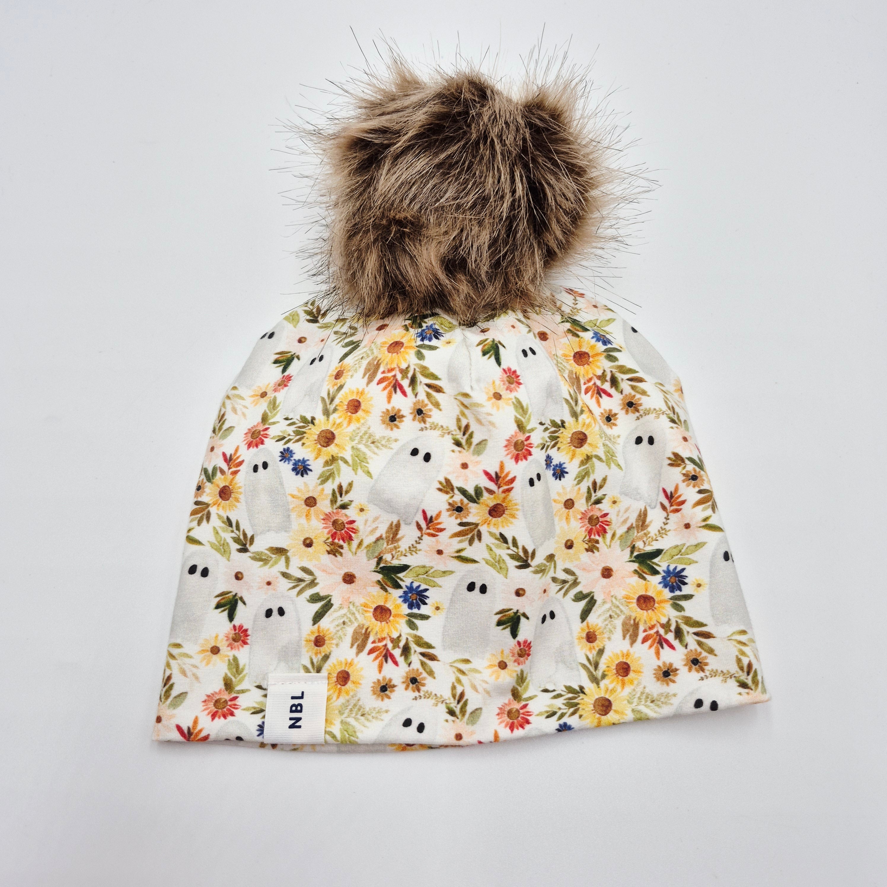Beanie Hat (  Cute Ghosts Halloween)