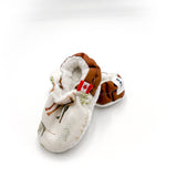 Winter Shoes (Woodland Storybook )
