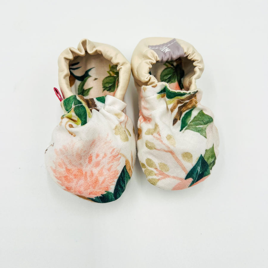 Summer Shoes (Magnolia)
