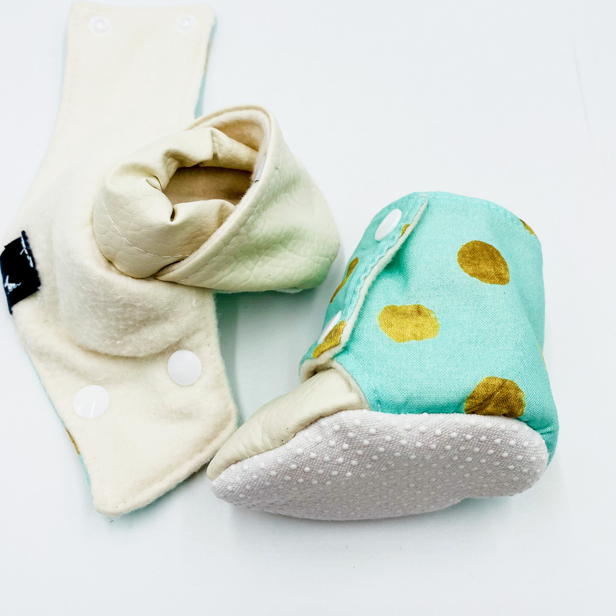 Baby Booties (Gold Dots Mint)