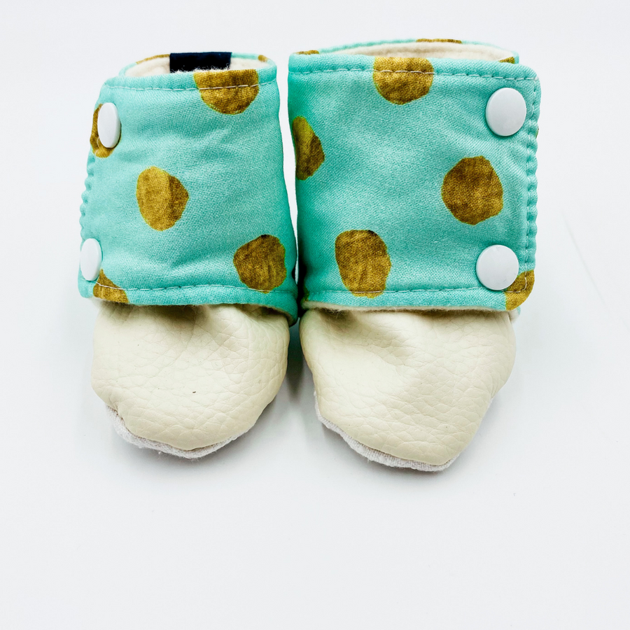 Baby Booties (gold dots mint)