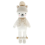 Cuddle + kind (Stella the Polar Bear)